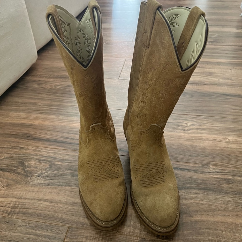vintage tan suede cowboy boots